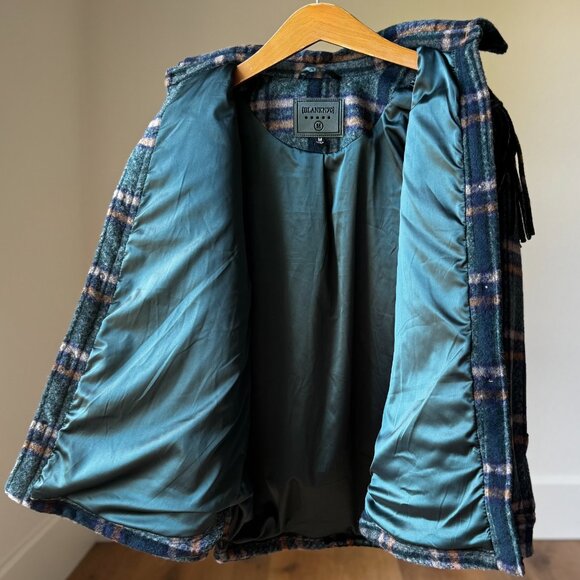 Green BLANKNYC Fringe Plaid Shacket • Medium Loose Fit • Fall Winter must have - Picture 10 of 16